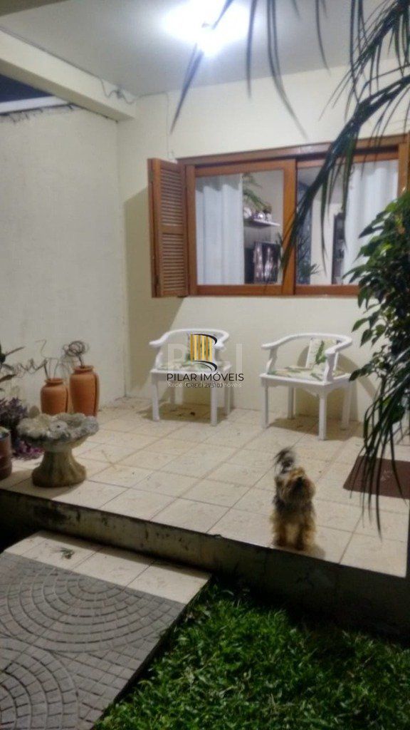Casa Condominio para Venda - 170m², 3 dormitórios, sendo 1 suites, 2 vagas - Vila Nova