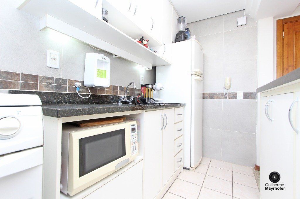 Apartamento para Venda - 73.28m², 2 dormitórios, 1 vaga - Menino Deus