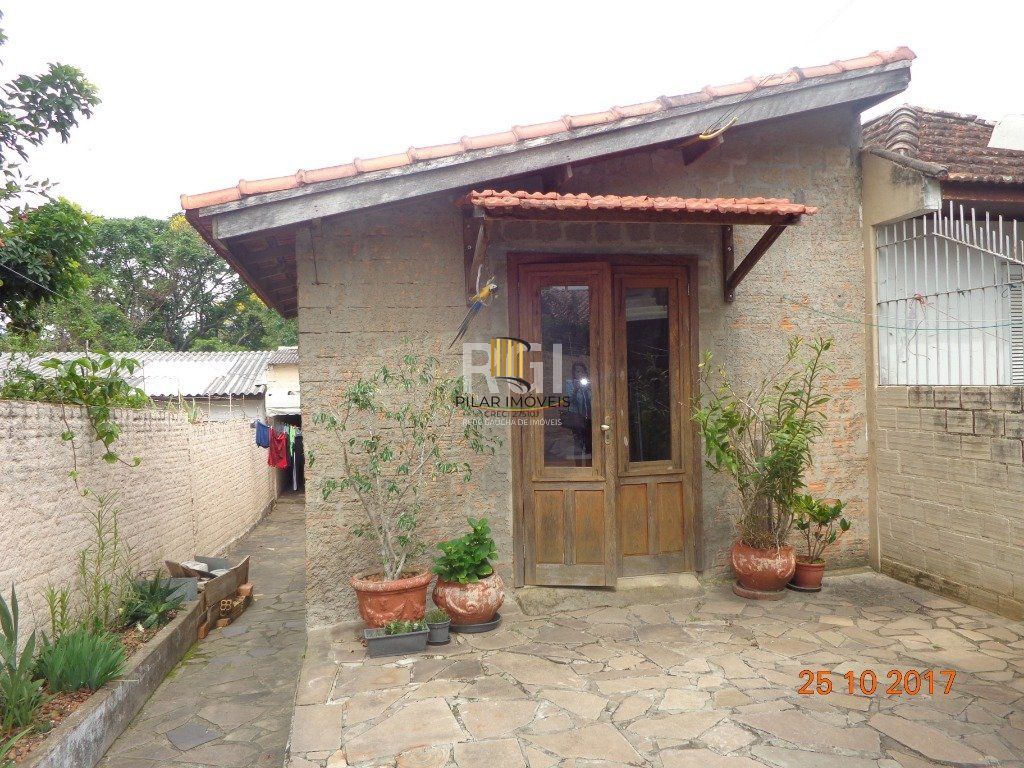Casa para Venda - 380m², 2 dormitórios, sendo 1 suites, 1 vaga - Nonoai