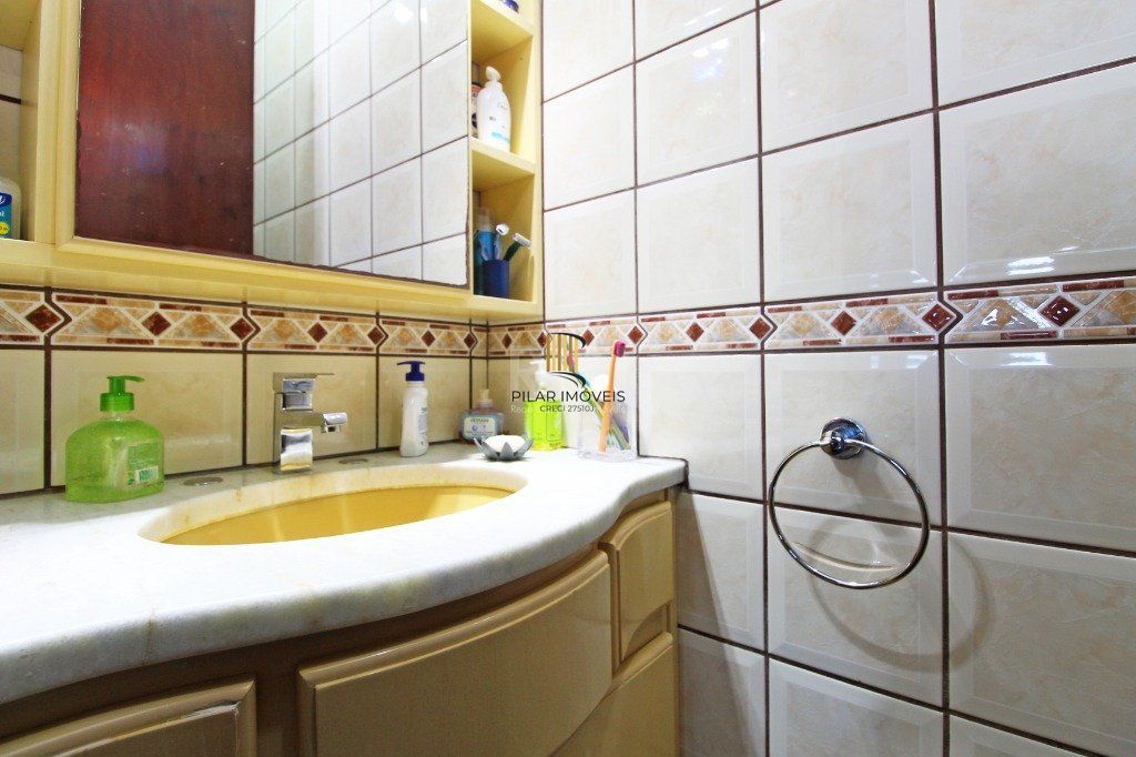 Casa 3 dor. sendo 1 suite, piscina, com vista panorâmica  no Morro Apamecor.