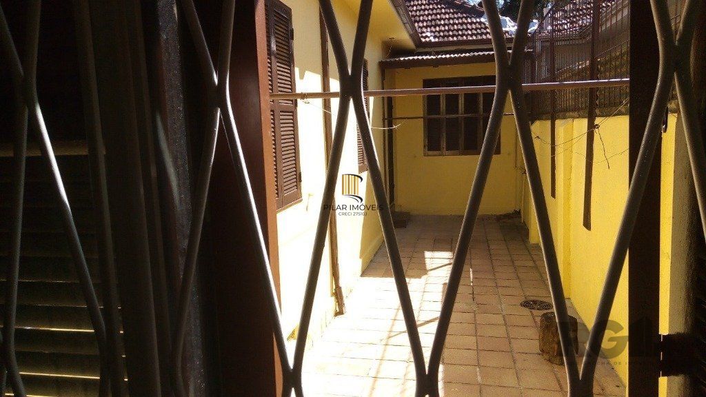 Casa com 3 quartos, 1 vaga e 110m² Travessa  Ouvidor - Santo Antônio, Porto Alegre