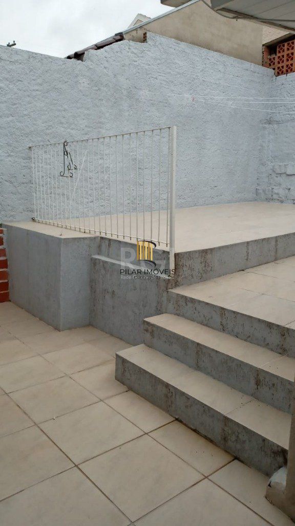 Casa para Venda - 174m², 3 dormitórios, sendo 1 suites, 3 vagas - Jardim Sabará