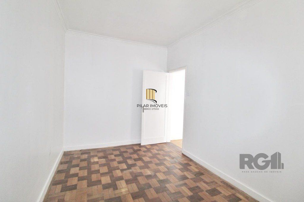 Casa 3 dormitórios no bairro Teresópolis