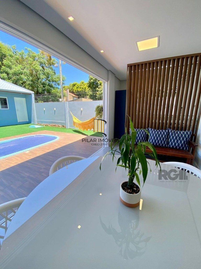 Casa 3 dormitórios no bairro Teresópolis