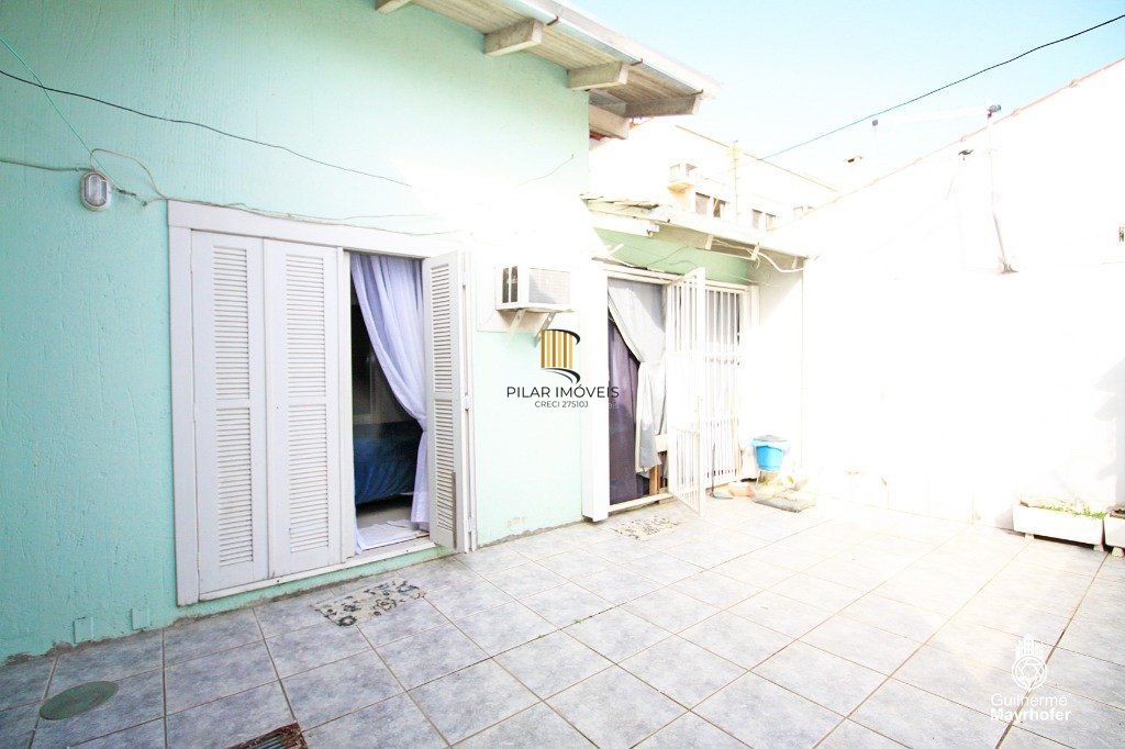 Casa para Venda - 130m², 3 dormitórios, sendo 1 suites, 4 vagas - Sarandi