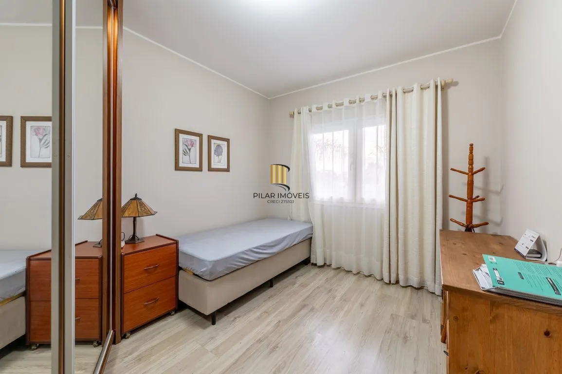 Apartamento de 4 dormitorios á Venda no Passo da Areia - Porto Alegre