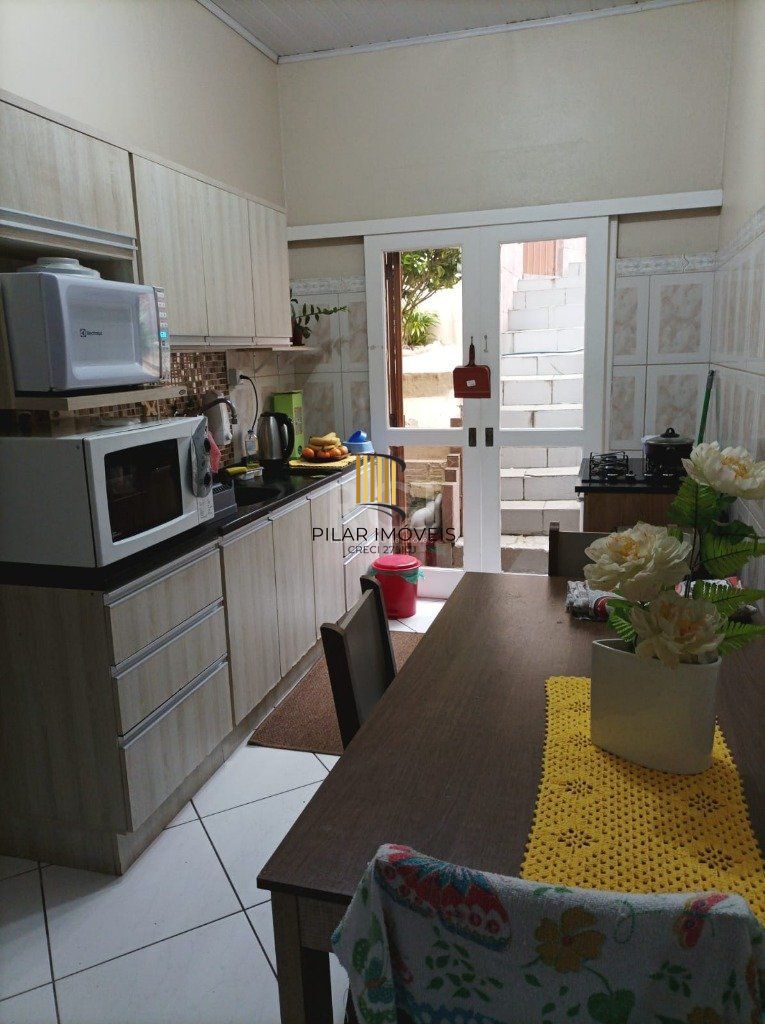 Casa para Venda - 190m², 3 dormitórios, 1 vaga - Teresópolis