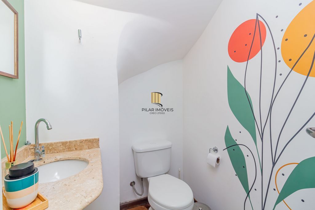 Casa de 3 dormitórios à venda no Bairro Serraria - Porto Alegre