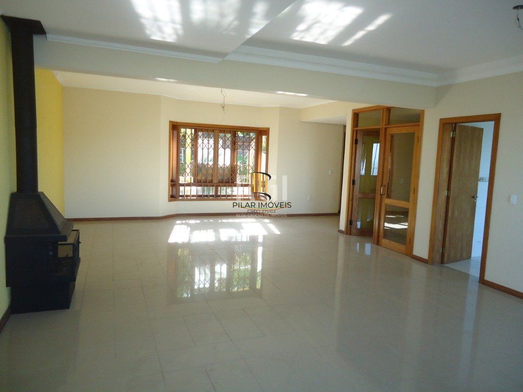 Casa 3 dormitórios no bairro Teresópolis