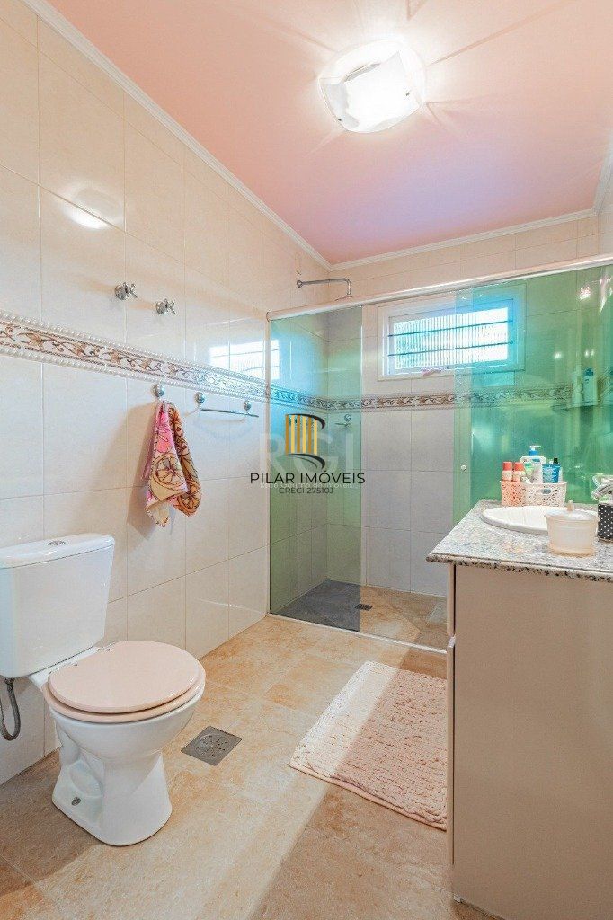 Casa de 3 dormitórios e 4 vagas de garagem no bairro Jardim Itu