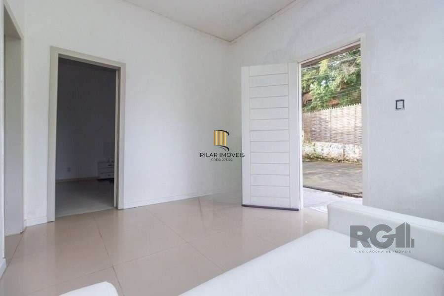 Casa 4 dormitórios no bairro Santa Tereza
