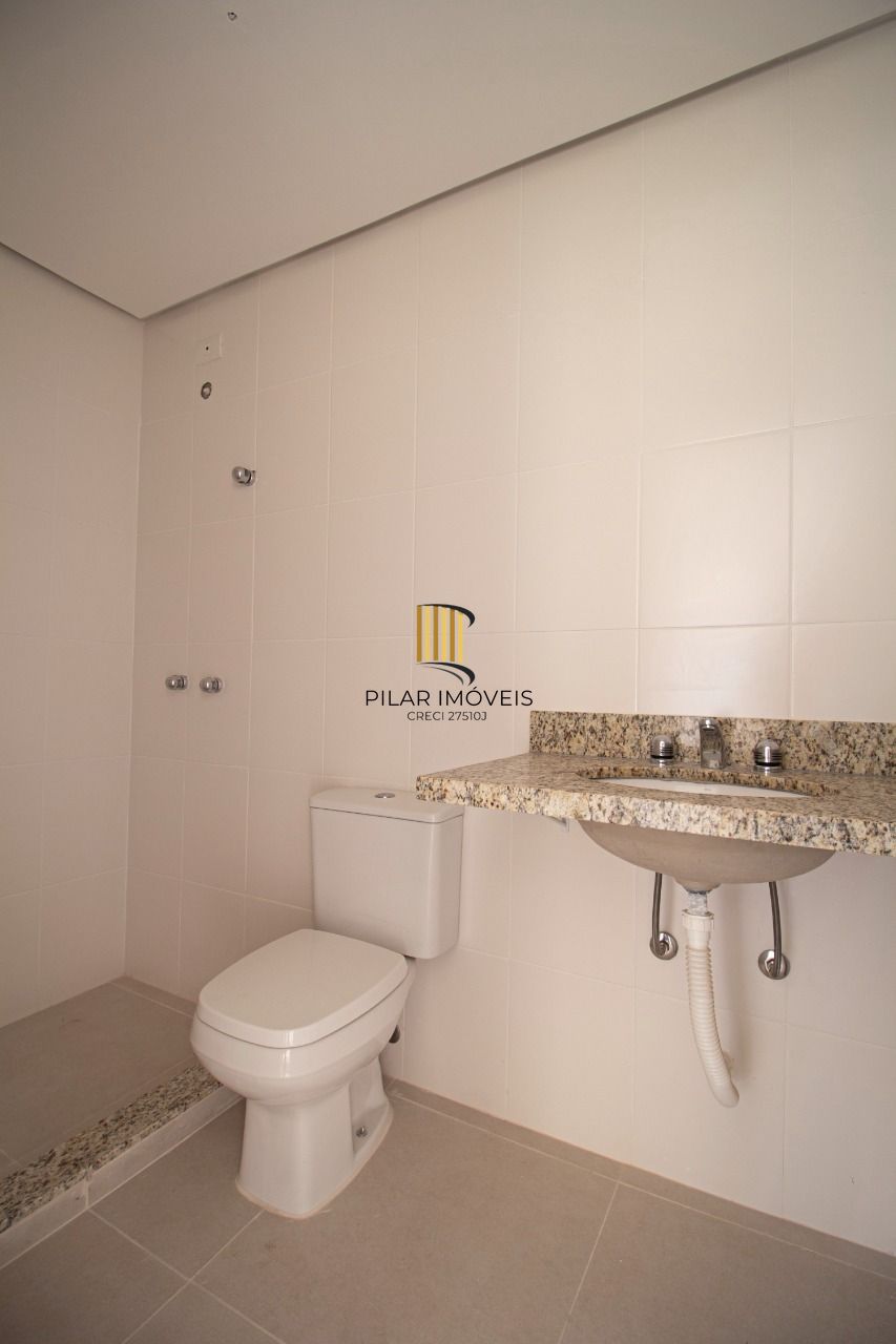 Cobertura de 166m² com 2 dormitórios no Bairro Tristeza