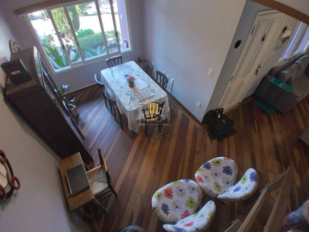 Casa Condominio para Venda - 190.4m², 3 dormitórios, sendo 1 suites, 4 vagas - Nonoai