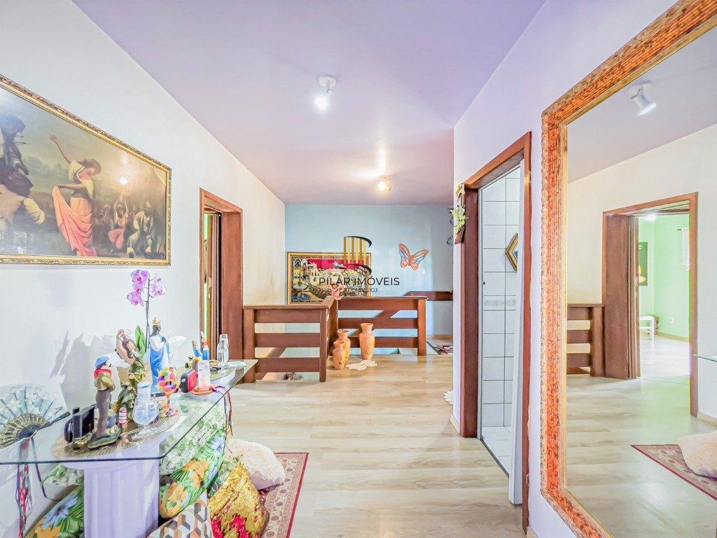 Casa para Venda - 272.24m², 3 dormitórios, sendo 1 suites, 4 vagas - Vila Jardim