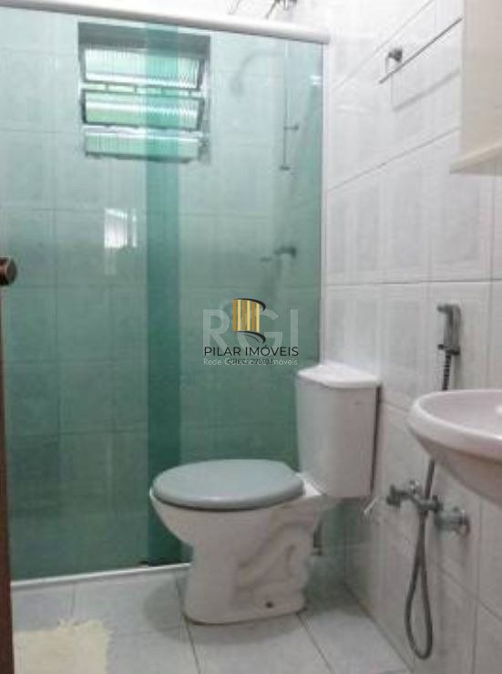 Casa para Venda - 80m², 3 dormitórios, sendo 1 suites, 2 vagas - Teresópolis