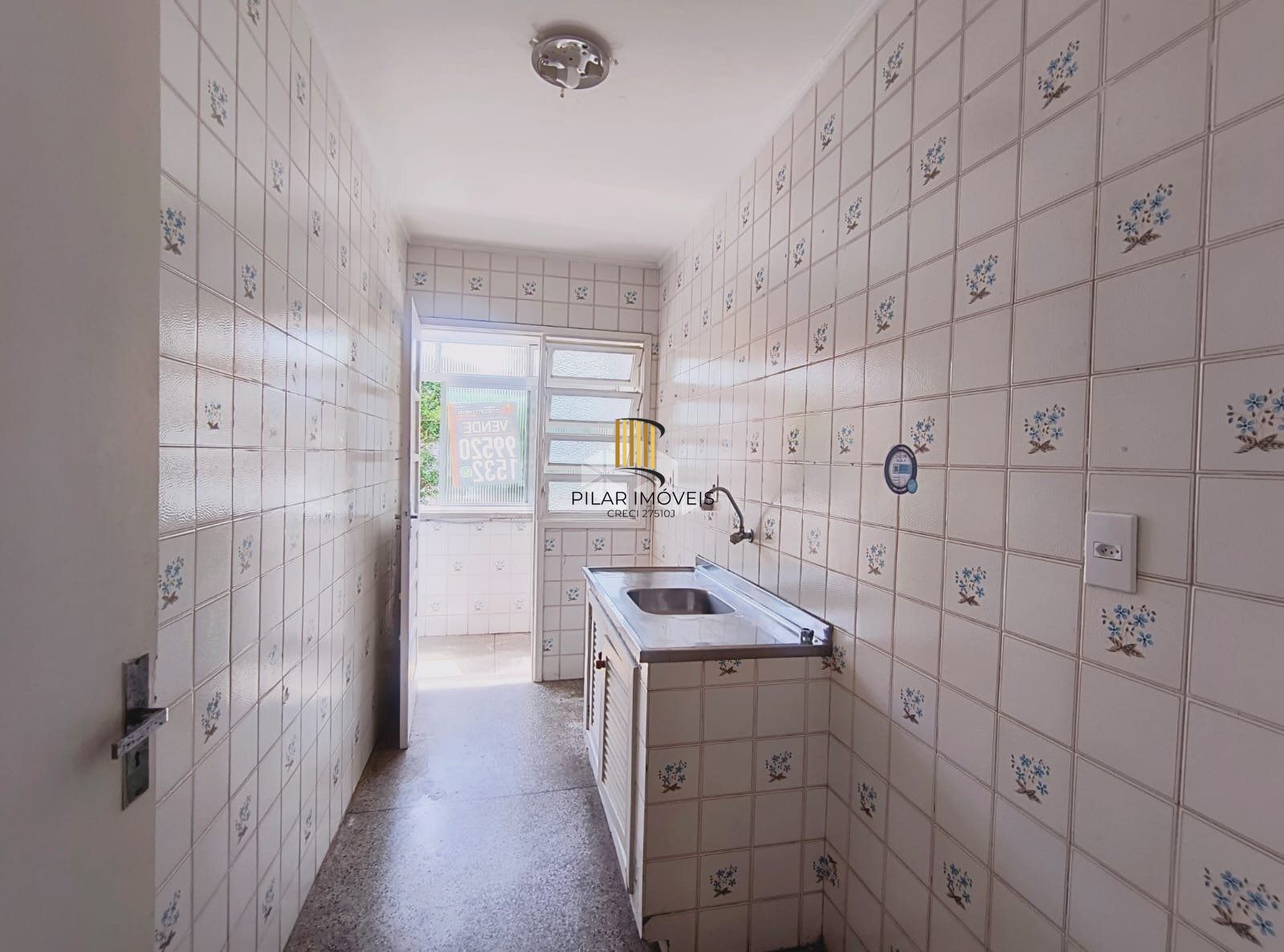 Apartamento 1 Dormitório, 1 vaga de garagem coberta, Bairro Passo Da Areia, Porto Alegre/RS