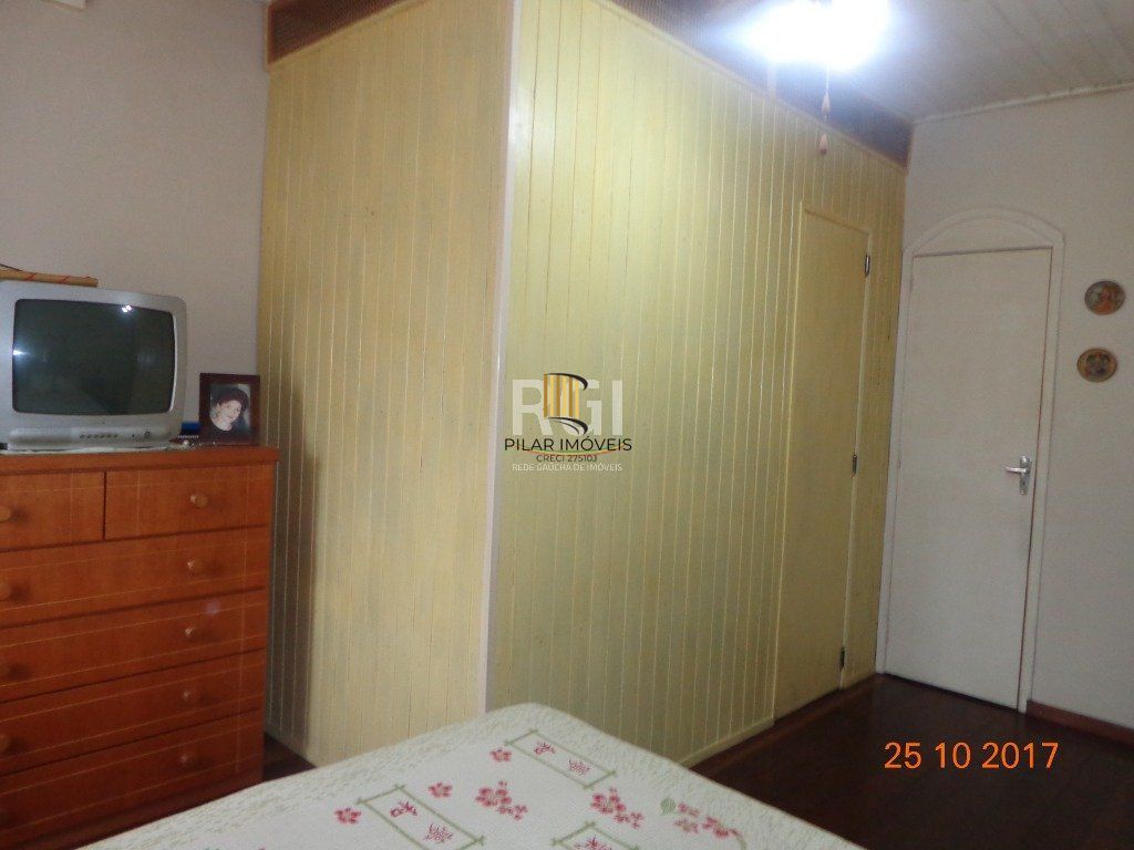 Casa para Venda - 380m², 2 dormitórios, sendo 1 suites, 1 vaga - Nonoai