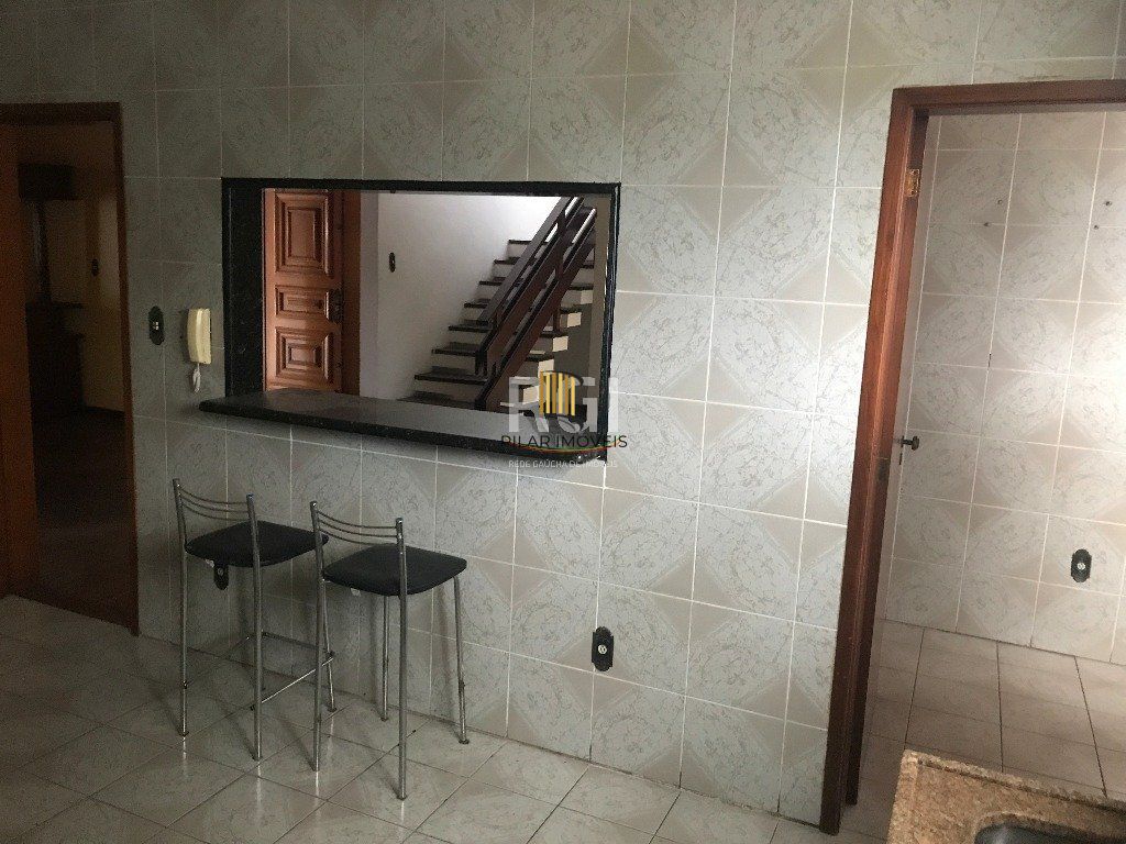 Cobertura para Venda - 456.37m², 4 dormitórios, sendo 1 suites, 2 vagas - Glória