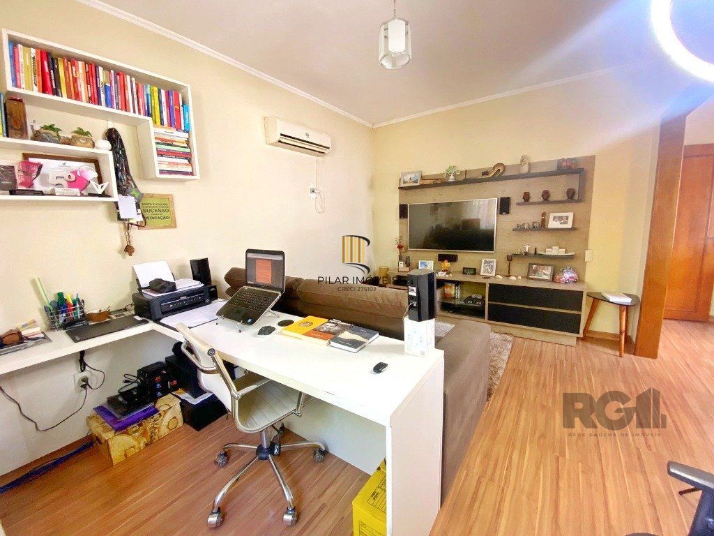 Casa 2 dormitórios no bairro Nonoai