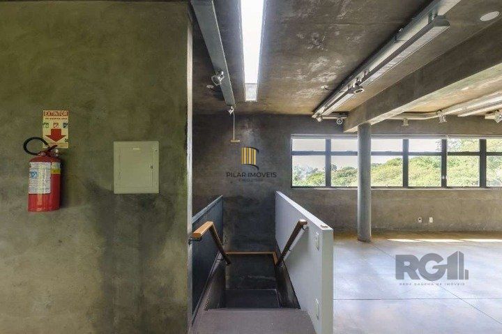 Prédio Comercial no bairro Cristal