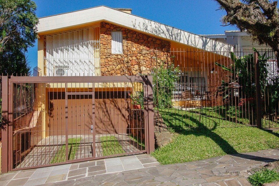 Casa para Venda - 262m², 3 dormitórios, sendo 1 suites, 4 vagas - Jardim Itu Sabará - Pilar Imóveis