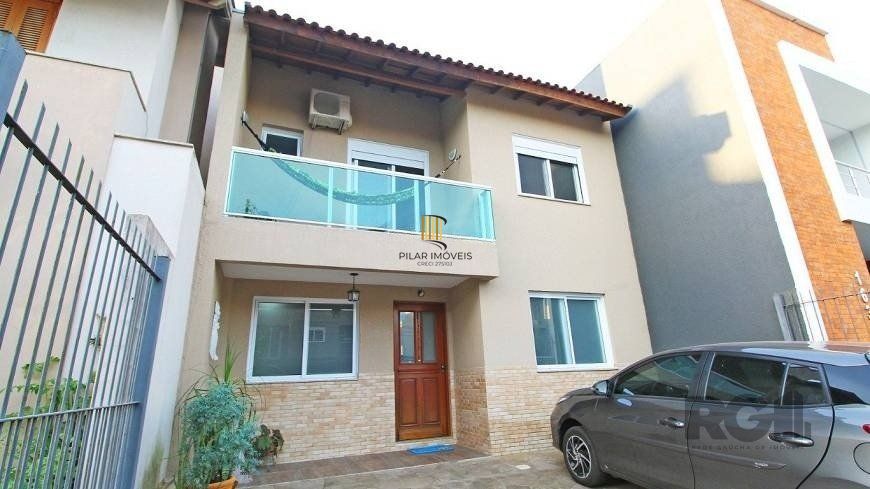 Casa 129m² - 3 dormitórios, 2 vagas no bairro Hípica