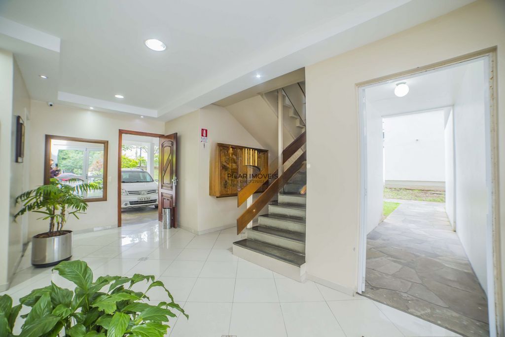 Apartamento 3 dorms à venda Rua Xavier da Cunha, Nonoai - Porto Alegre