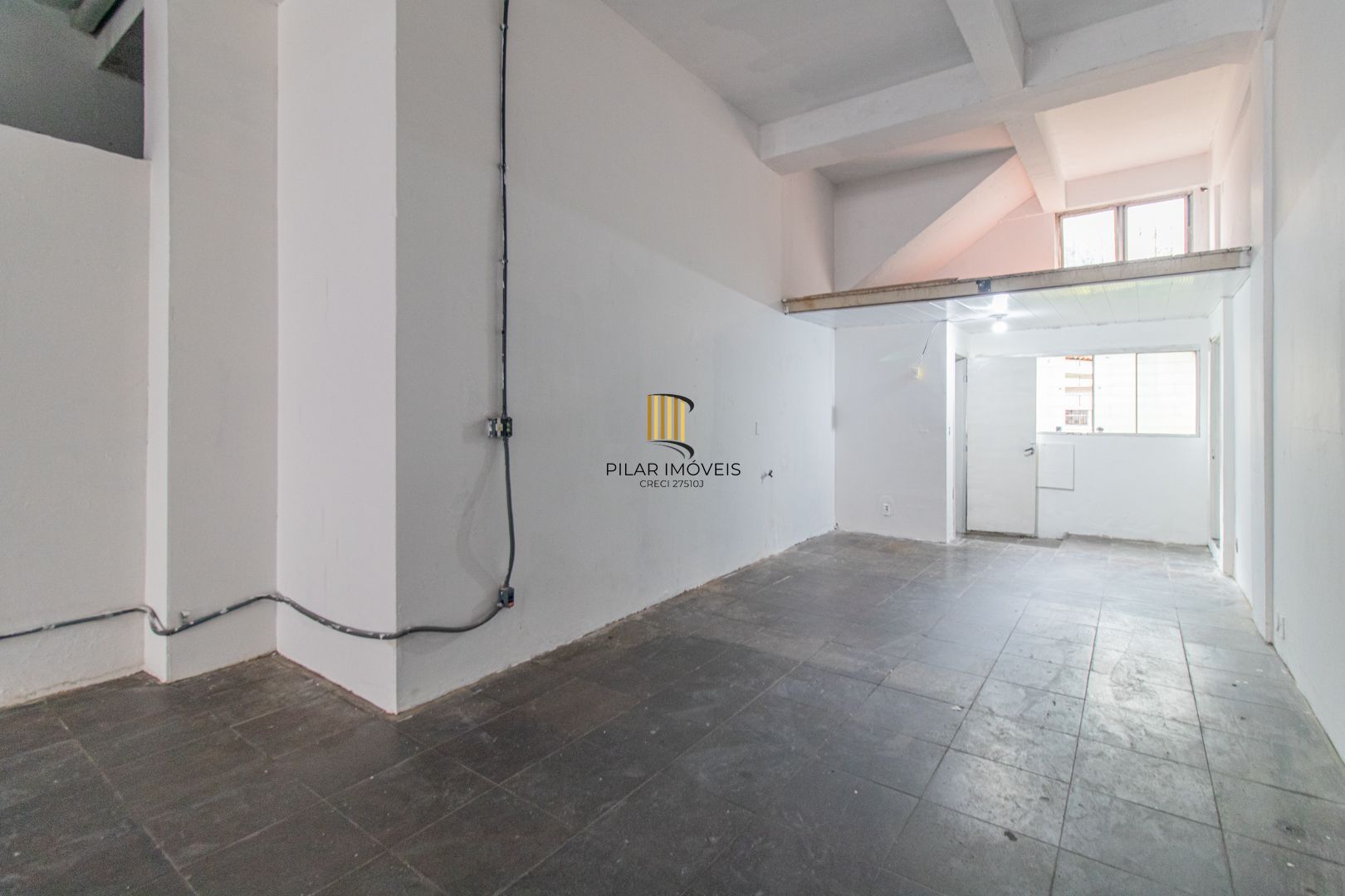 Loja para venda - 115 m², 2 salas, Azenha