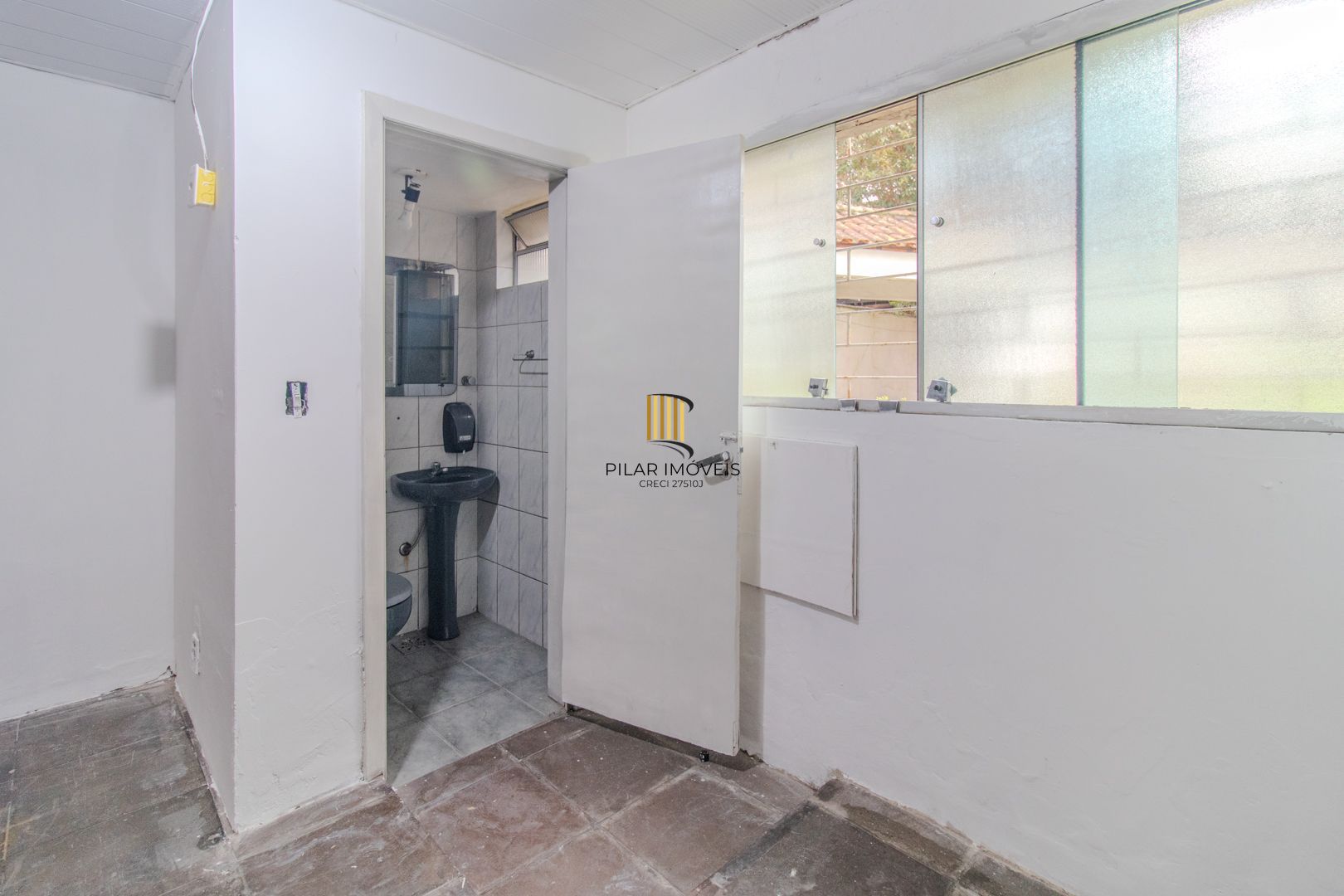 Loja para venda - 115 m², 2 salas, Azenha