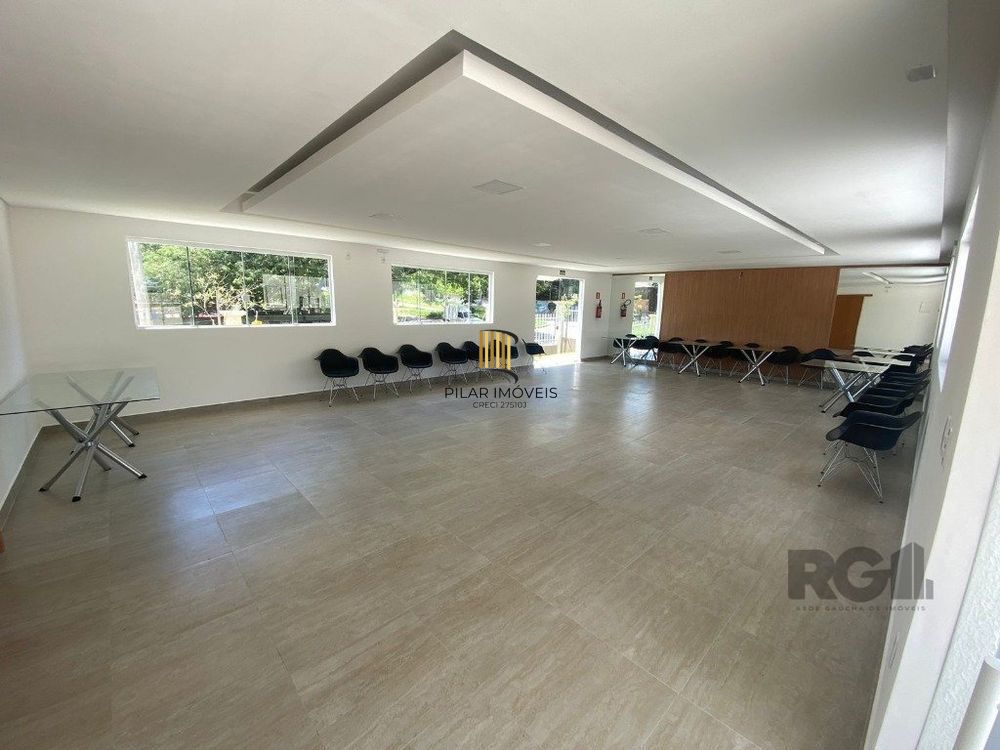 APARTAMENTO DE DOIS DORMITÓRIOS E UMA VAGA NO RESIDENCIAL PORTO AURORA