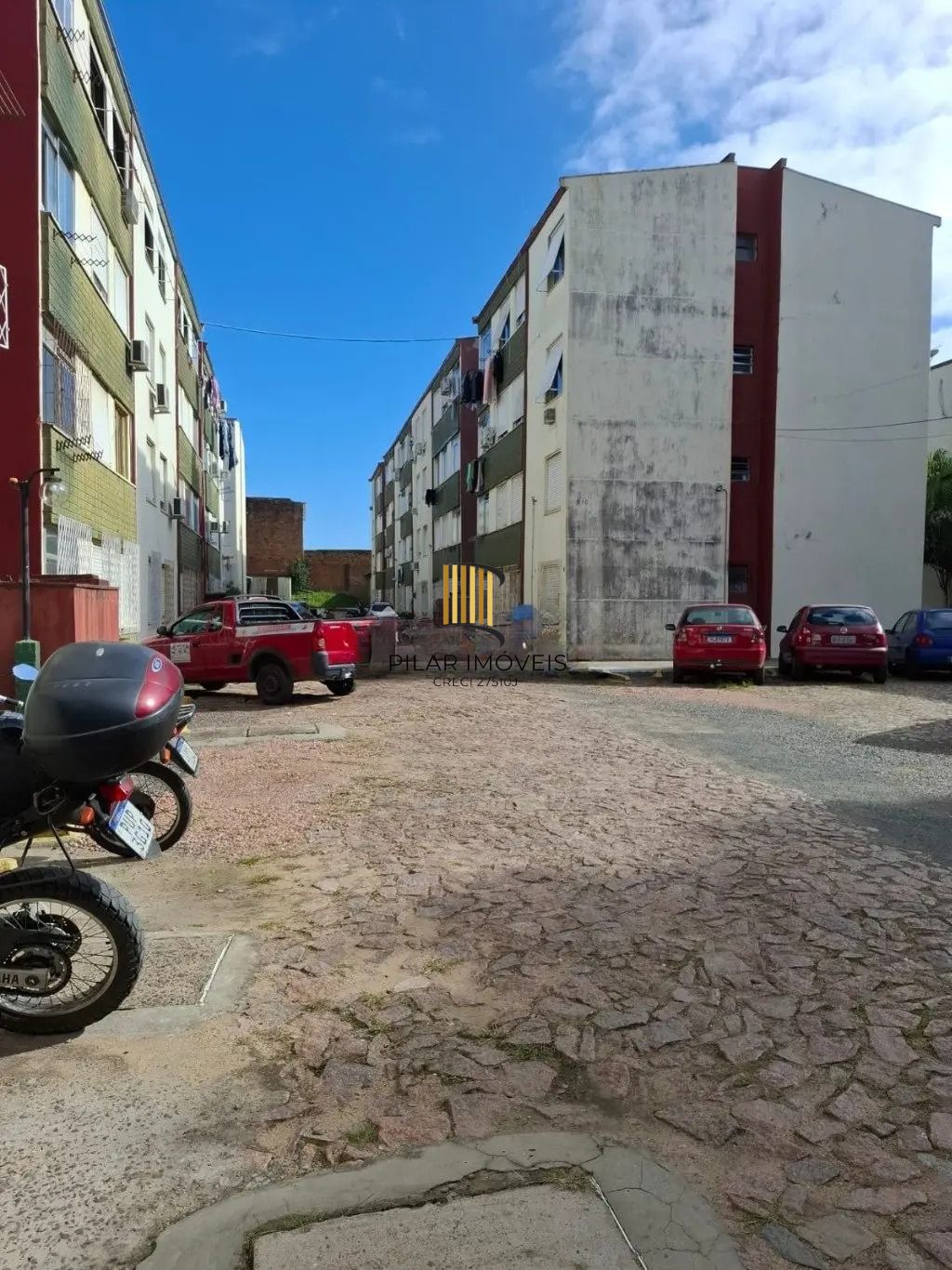 Apartamento de 2 Dormitórios para Venda – Próximo à Cel. Massot