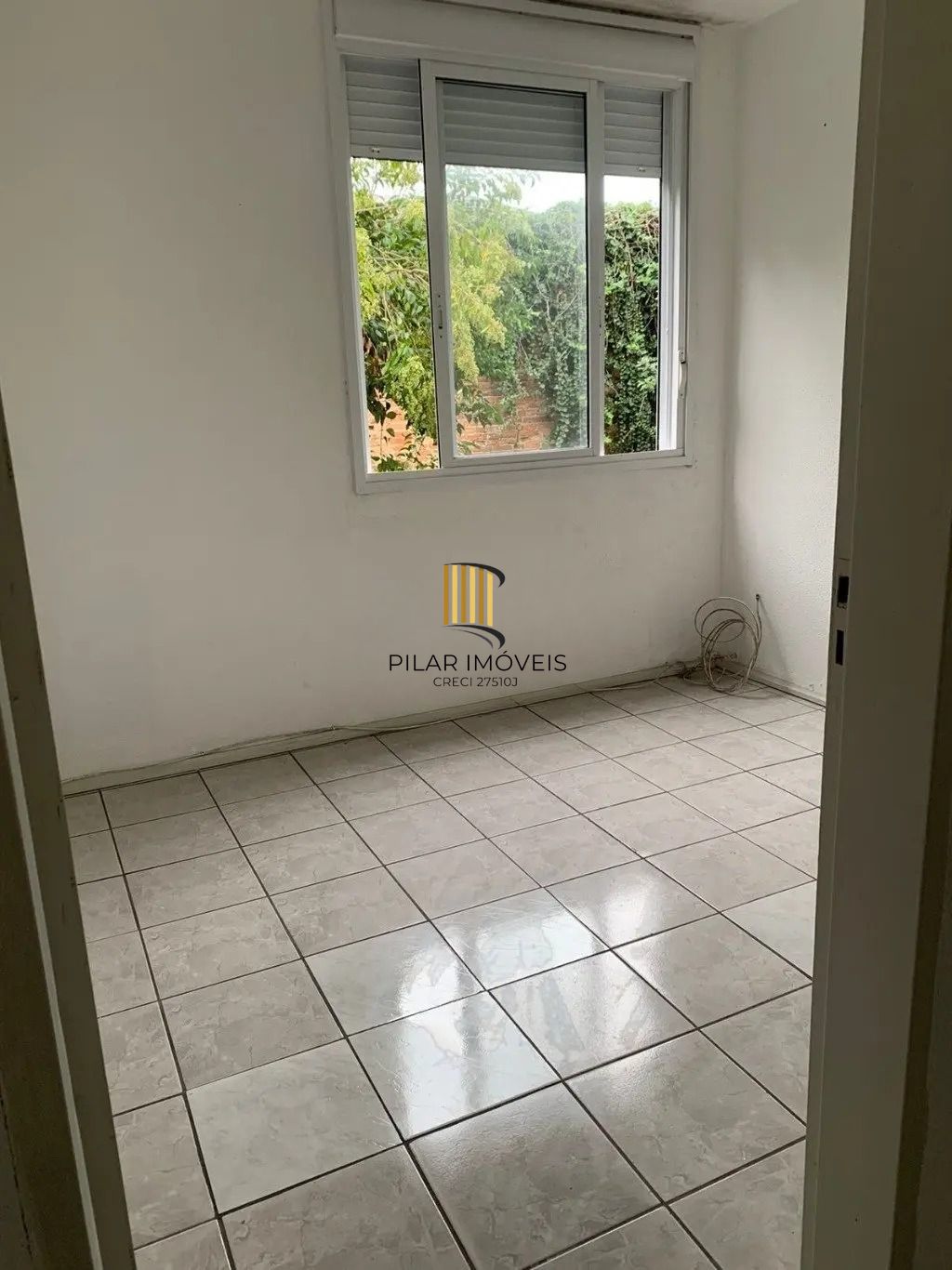 Apartamento de 2 Dormitórios para Venda – Próximo à Cel. Massot