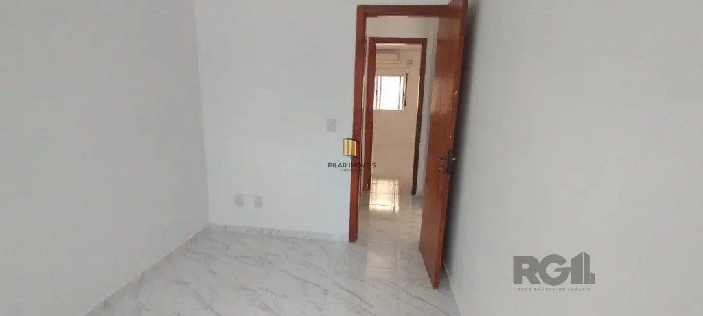Casa 2 dormitórios no bairro São José
