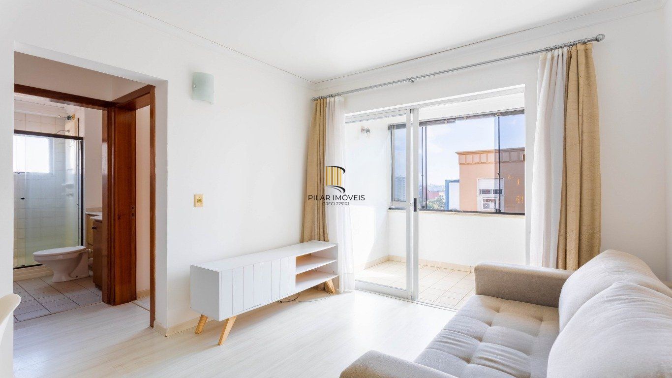 Apartamento com 2 quartos à venda em Partenon, Porto Alegre.