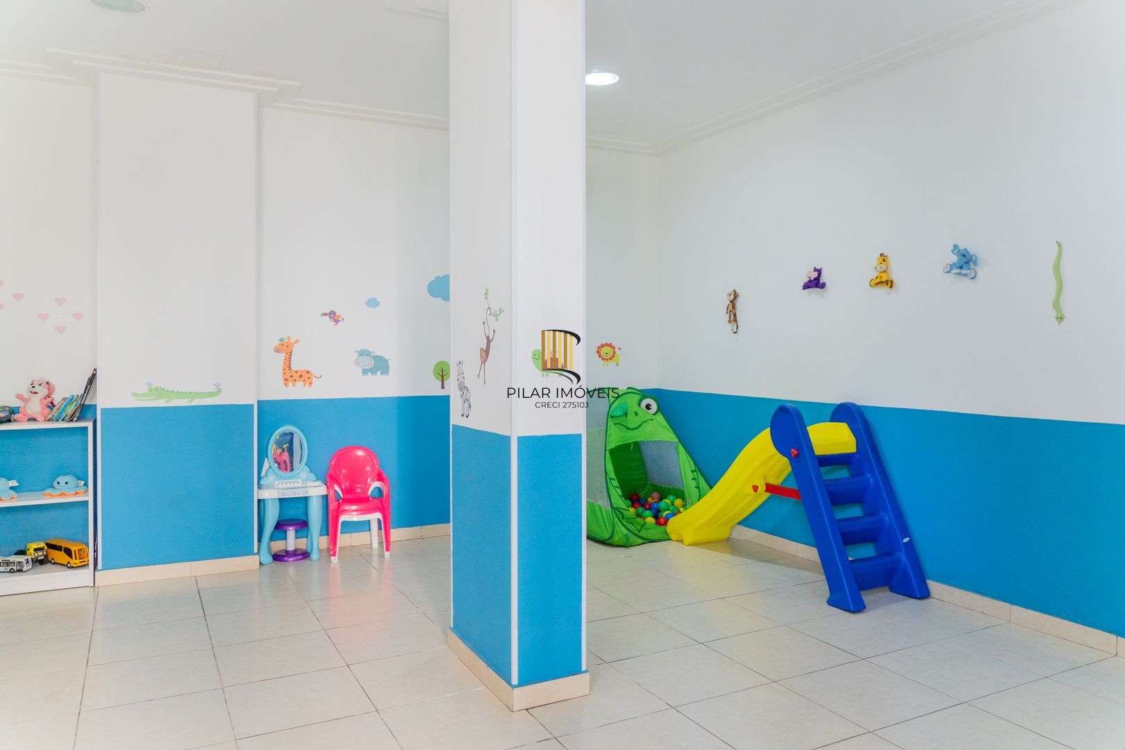 Apartamento para Venda - 93.43m², 3 dormitórios, sendo 1 suites, 2 vagas - Teresópolis