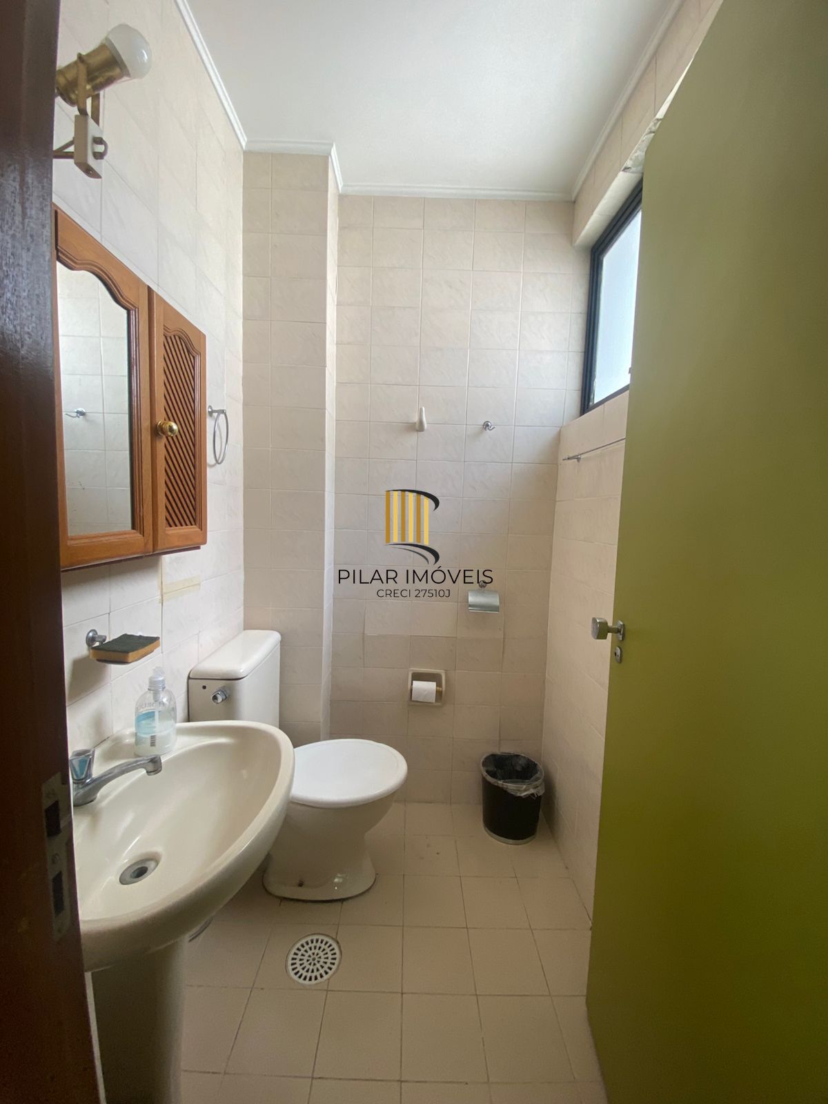 Sala Comercial à Venda na Avenida Teresópolis – Excelente Oportunidade