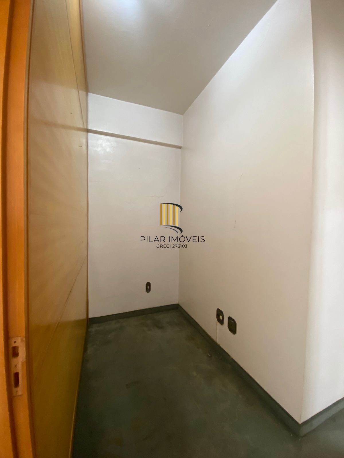 Sala Comercial à Venda na Avenida Teresópolis – Excelente Oportunidade