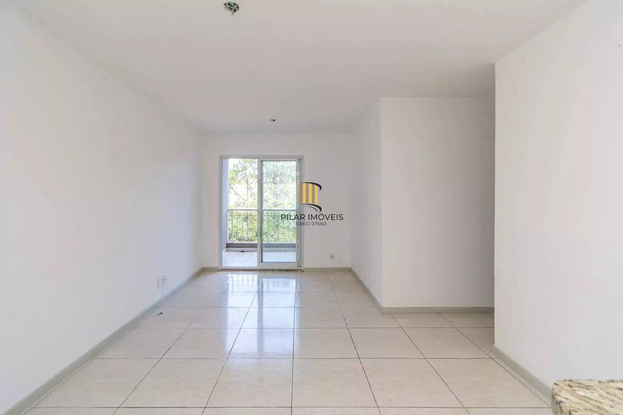 Apartamento de 3 dormitórios no bairro Teresópolis