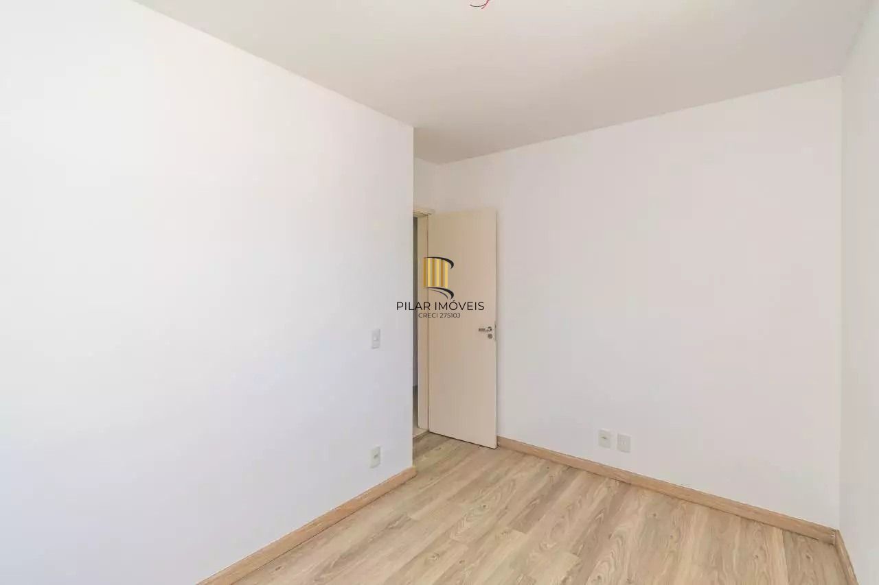 Apartamento de 3 dormitórios no bairro Teresópolis