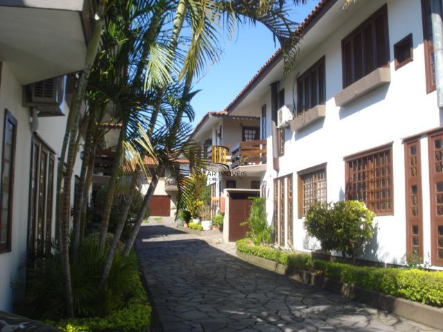 Casa em Condomínio à Venda no Bairro Tristeza – Zona Sul de Porto Alegre