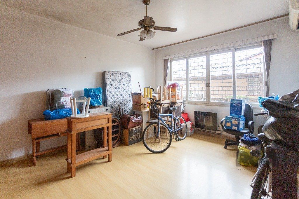 casa de 4 dormitórios no bairro cavalhada