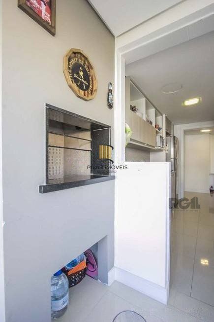 Apartamento para Venda - 78.39m², 2 dormitórios, sendo 1 suites, 1 vaga - Petrópolis