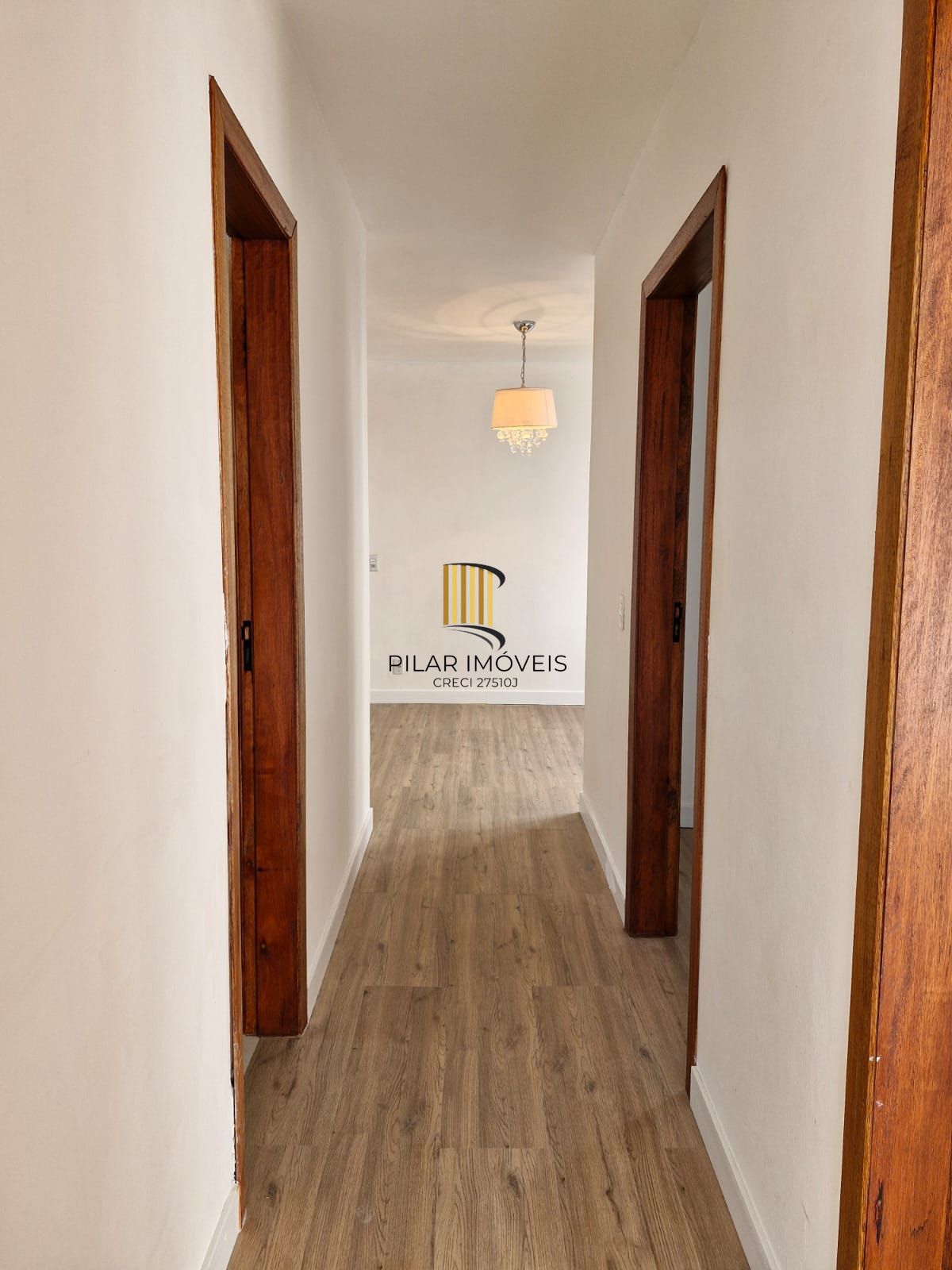 Apartamento 3 dormitórios na rua Corronel Massot, Cristal.
