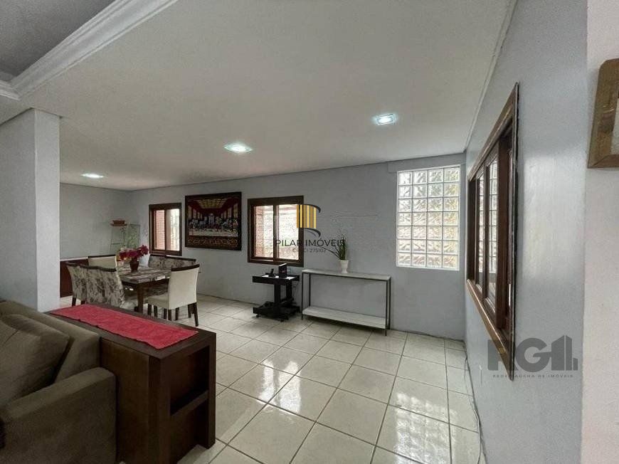 Casa de 4 dormitórios, bairro Ipanema