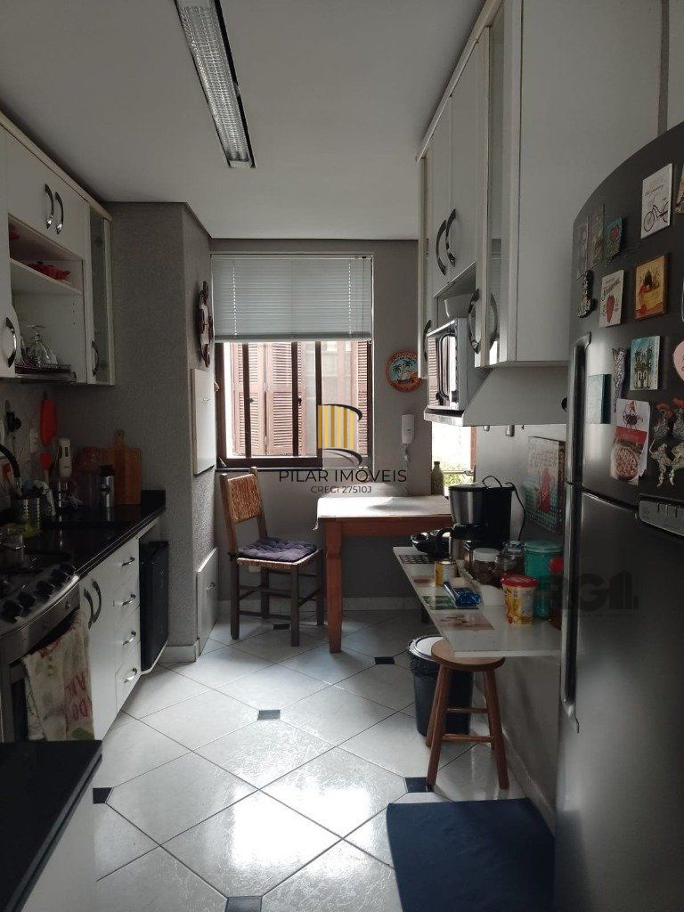 Apartamento de 3 dormitórios no bairro Petrópolis
