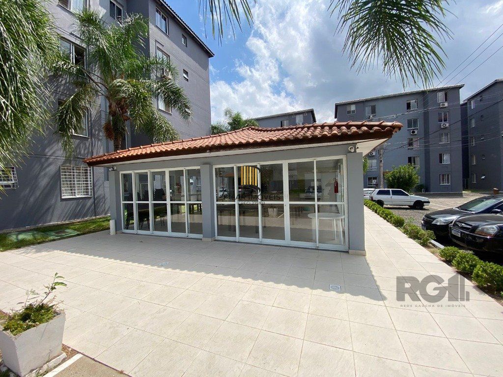 Apartamento com 2 dorm Rua Ney da Gama