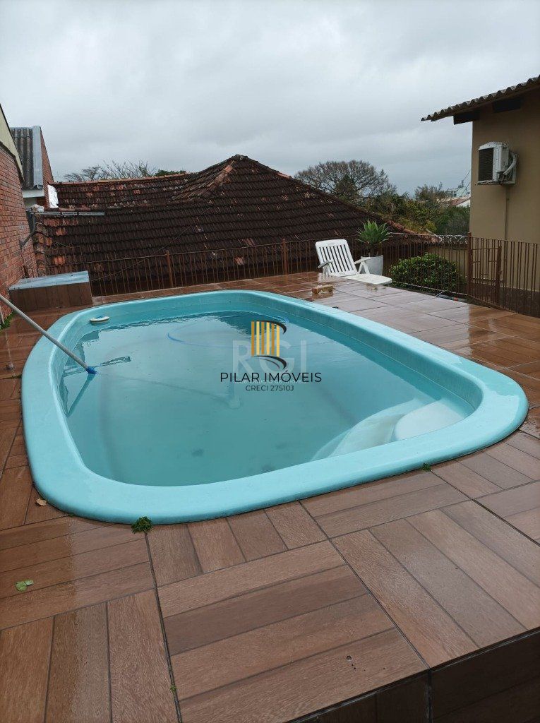 Casa para Venda - 190m², 3 dormitórios, 1 vaga - Teresópolis