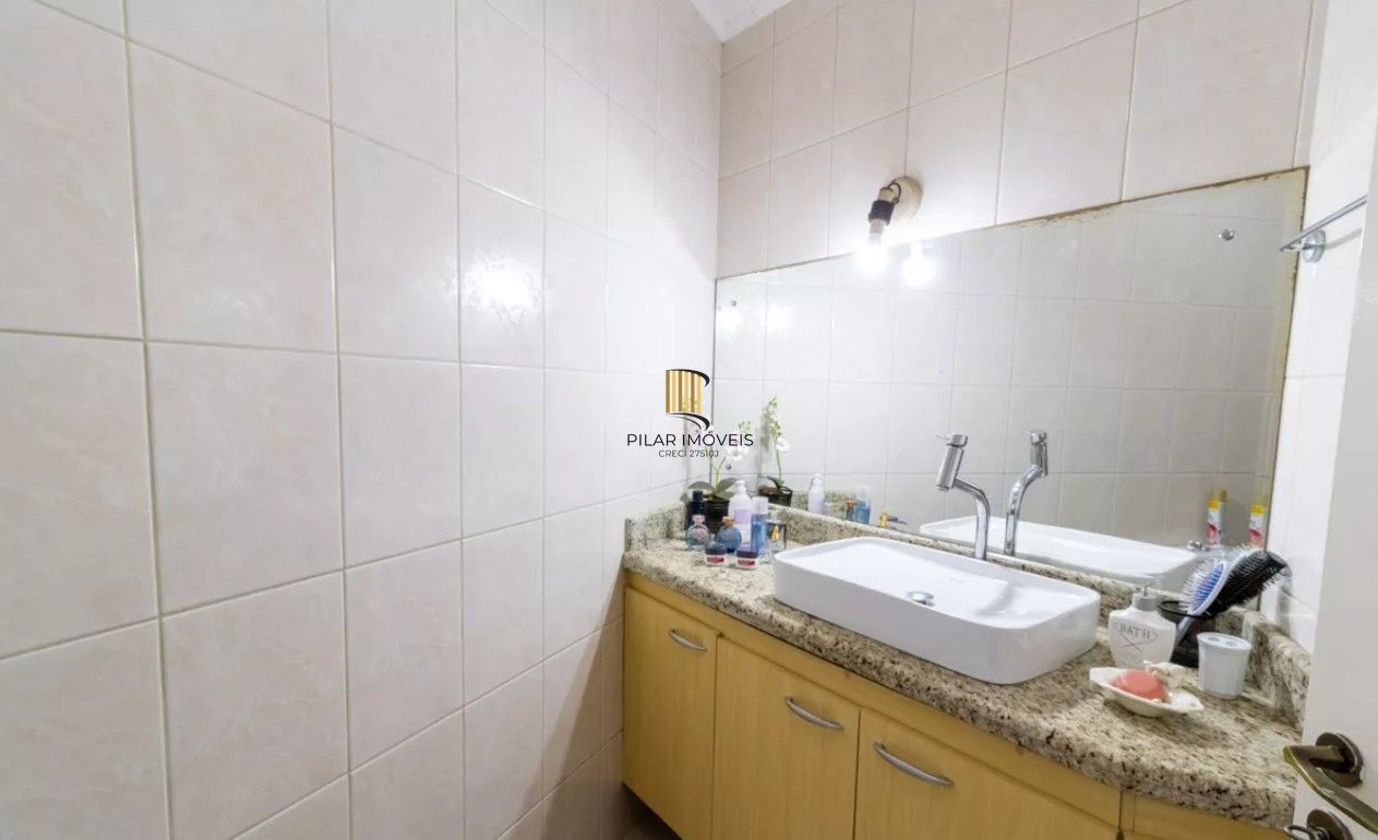 Casa 3 dormitórios Bairro Nonoai Porto Alegre