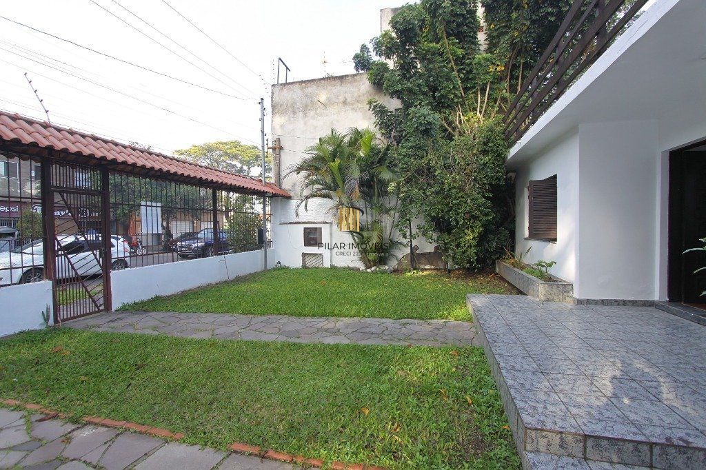 Casa para Locação/Aluguel - 240m², 4 dormitórios, 6 vagas - Nonoai
