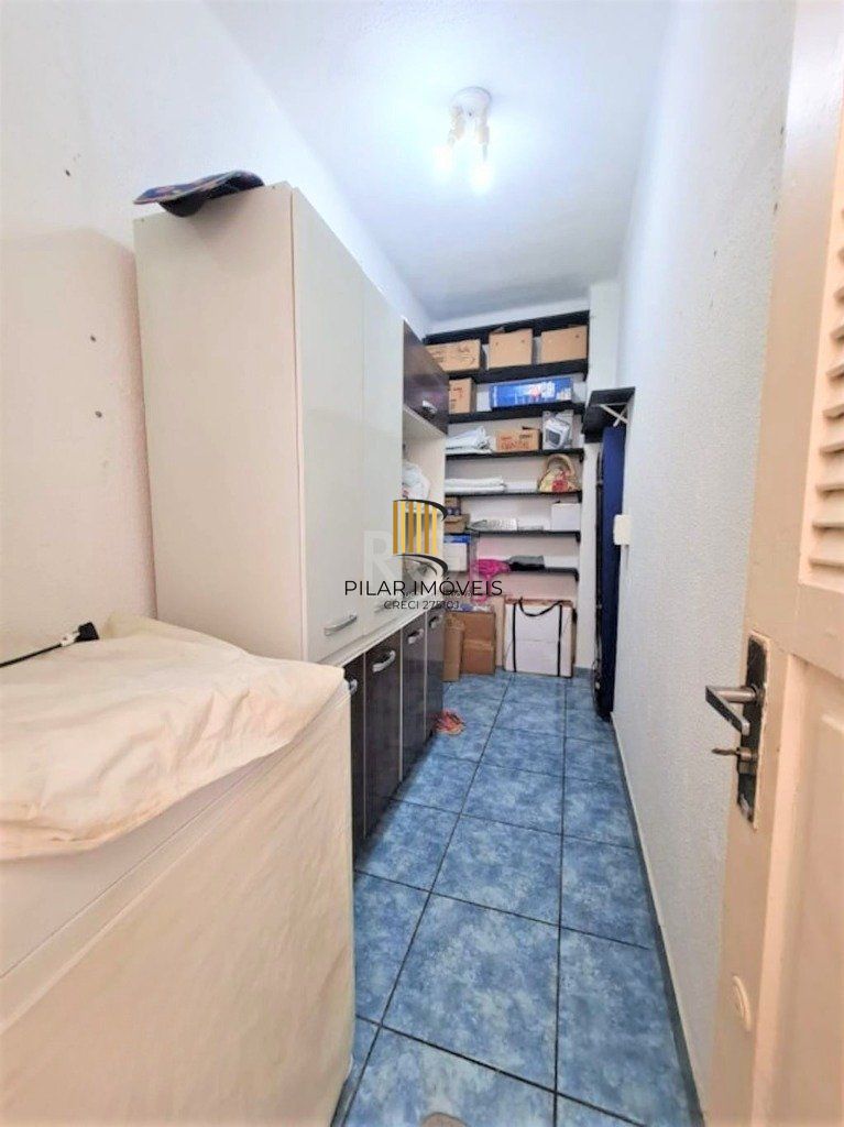Apartamento de 3 dormitórios, Bairro Menino Deus